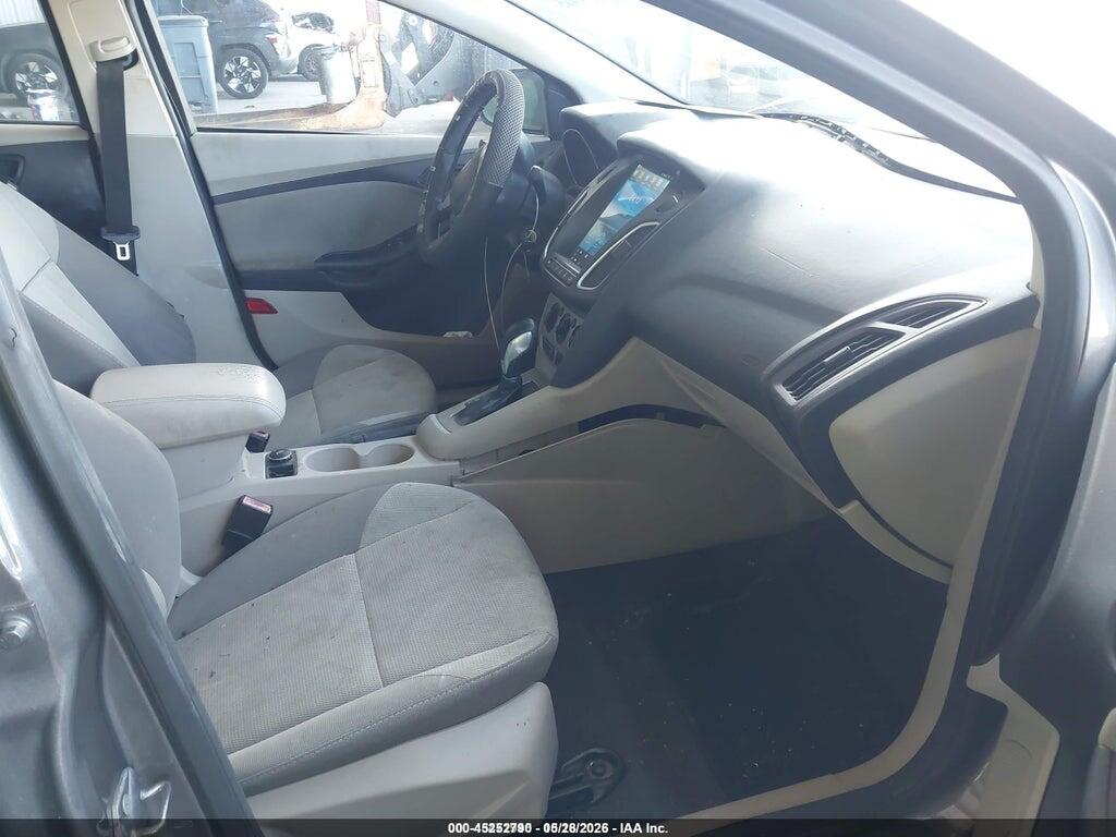 1FAHP3F21CL225044 2012 FORD FOCUS photo no. 5