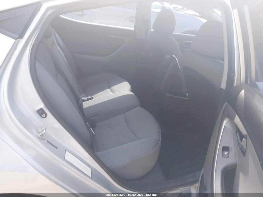 5NPDH4AE6BH033358 2011 HYUNDAI ELANTRA photo no. 8
