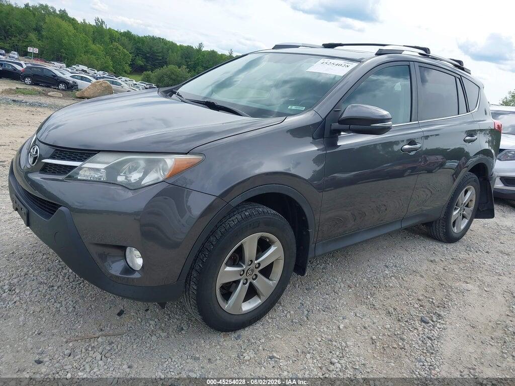 2T3RFREV1FW265349 2015 TOYOTA RAV4 photo no. 2