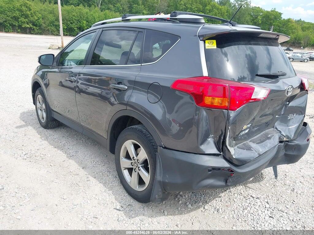 2T3RFREV1FW265349 2015 TOYOTA RAV4 photo no. 3