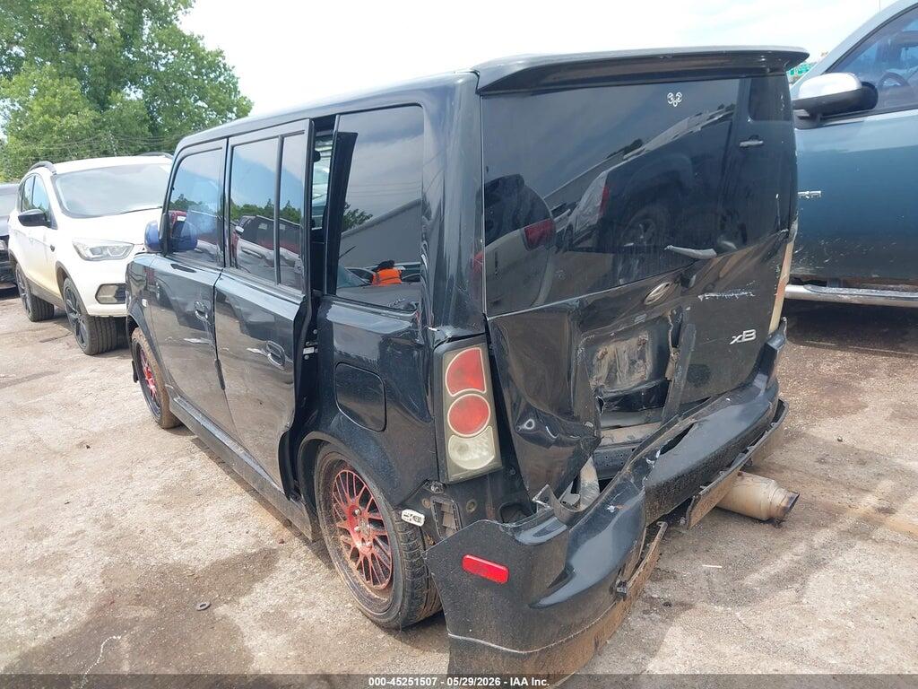 JTLKT324750201293 2005 SCION XB photo no. 3