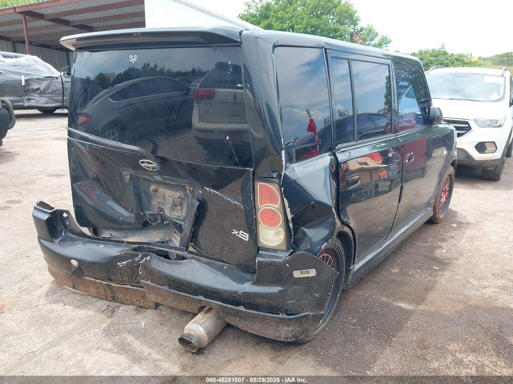 JTLKT324750201293 2005 SCION XB photo no. 4
