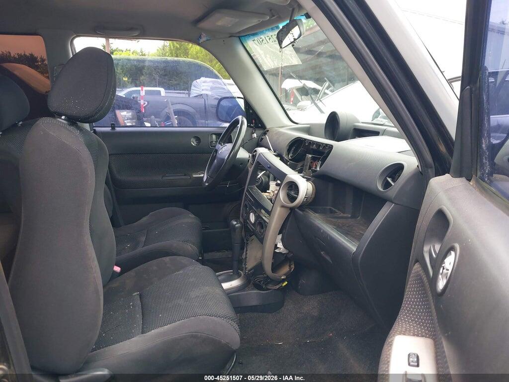 JTLKT324750201293 2005 SCION XB photo no. 5