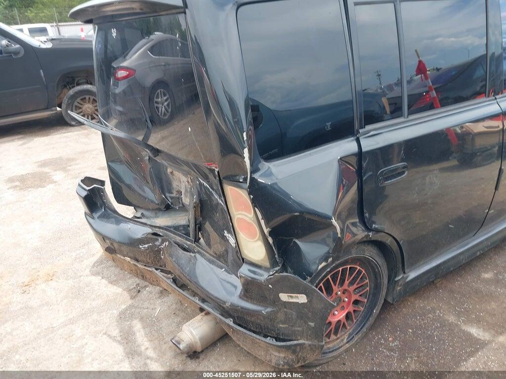 JTLKT324750201293 2005 SCION XB photo no. 6
