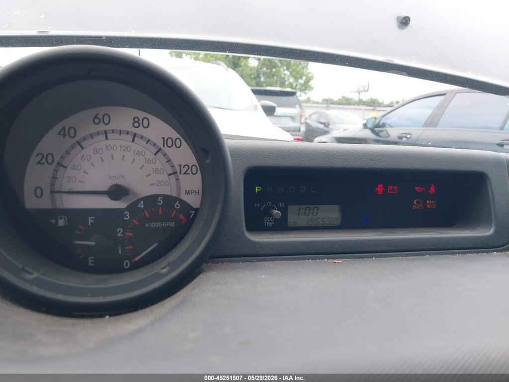 JTLKT324750201293 2005 SCION XB photo no. 7