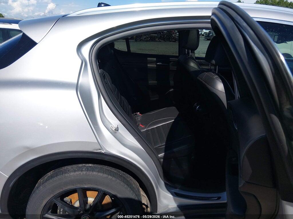 ZASPAKBN4K7C54005 2019 ALFA ROMEO STELVIO photo no. 8