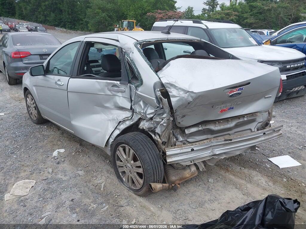 1FAHP3HN0BW158876 2011 FORD FOCUS photo no. 3