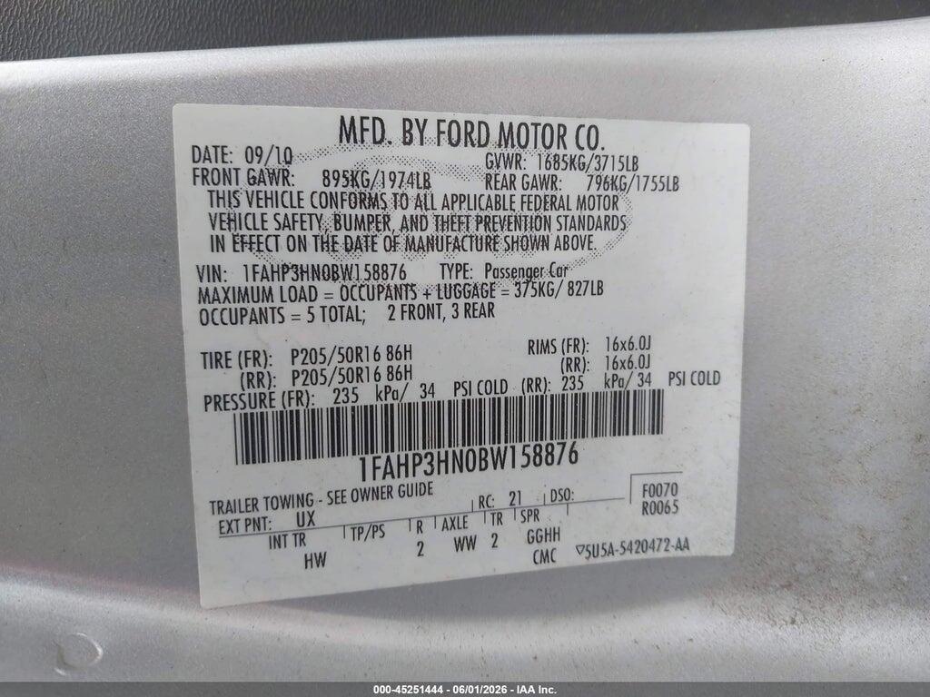 1FAHP3HN0BW158876 2011 FORD FOCUS photo no. 9