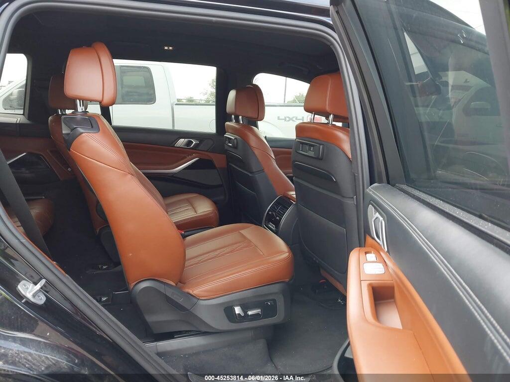 5UXCX4C59KLB39571 2019 BMW X7 photo no. 8