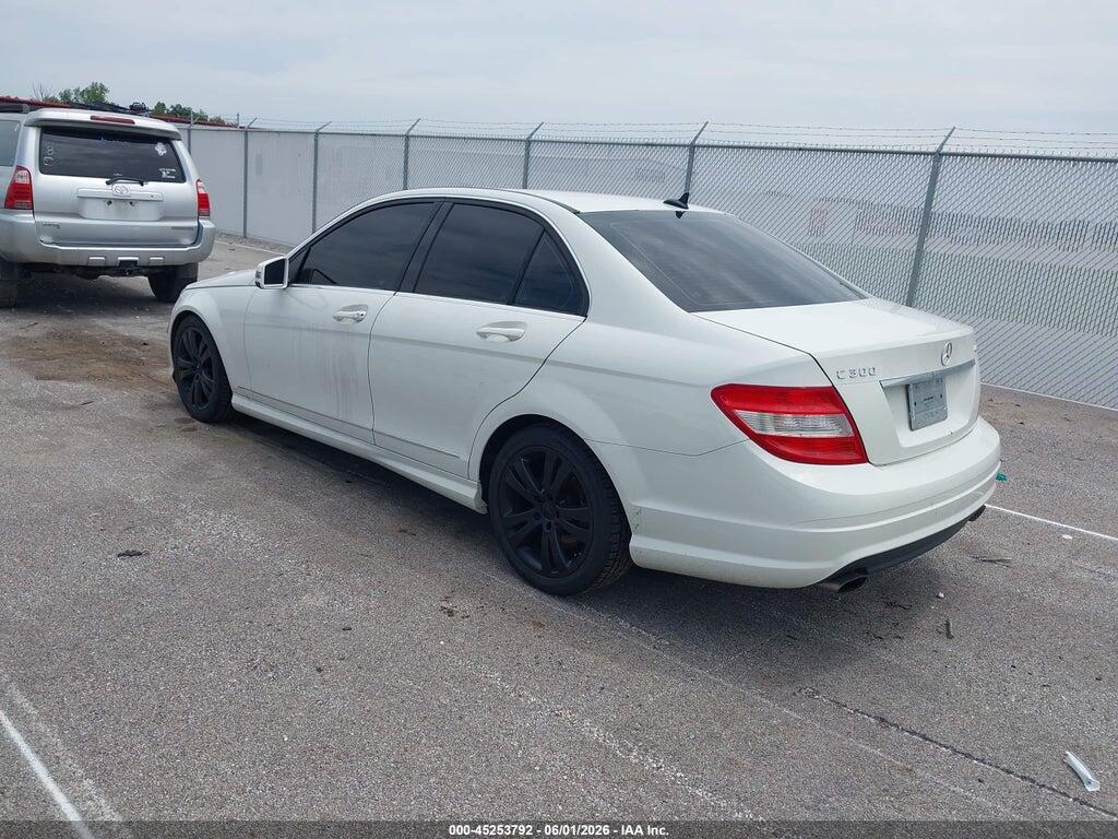 WDDGF8BB8BR134771 2011 MERCEDES-BENZ C 300 photo no. 3