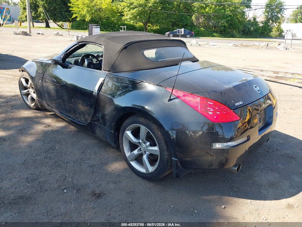 JN1BZ36A57M651405 2007 NISSAN 350Z photo no. 3