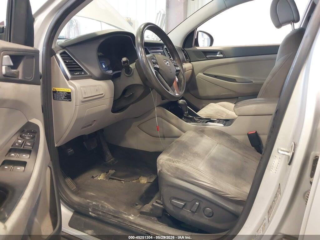 KM8J3CA45GU139893 2016 HYUNDAI TUCSON photo no. 5