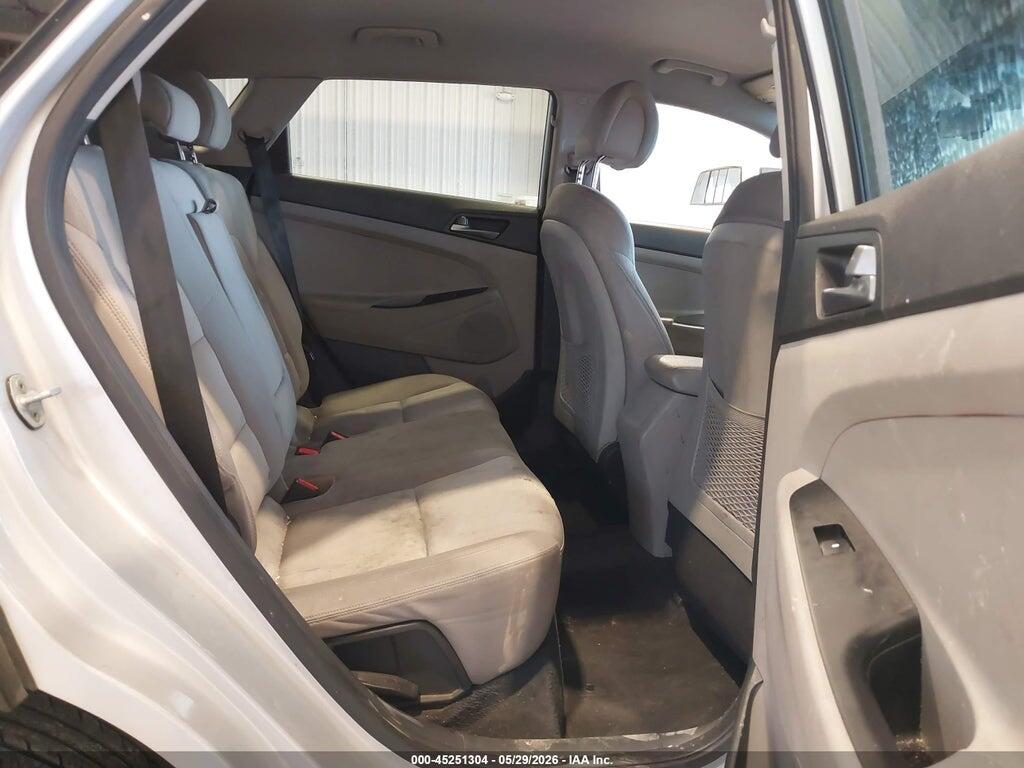 KM8J3CA45GU139893 2016 HYUNDAI TUCSON photo no. 8