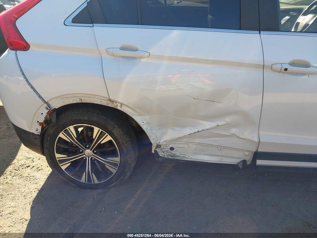 JA4AT5AA8JZ064598 2018 MITSUBISHI ECLIPSE CROSS photo no. 6