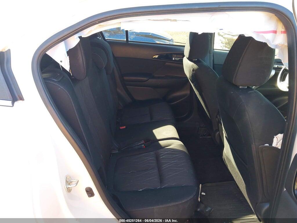 JA4AT5AA8JZ064598 2018 MITSUBISHI ECLIPSE CROSS photo no. 8