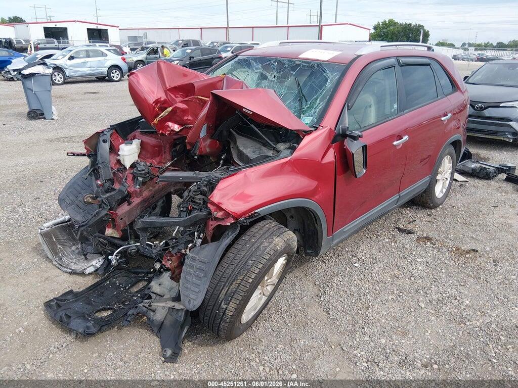 5XYKT3A63FG631235 2015 KIA SORENTO photo no. 2
