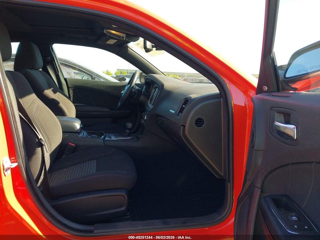 2C3CDXJG6PH520008 2023 DODGE CHARGER photo no. 5
