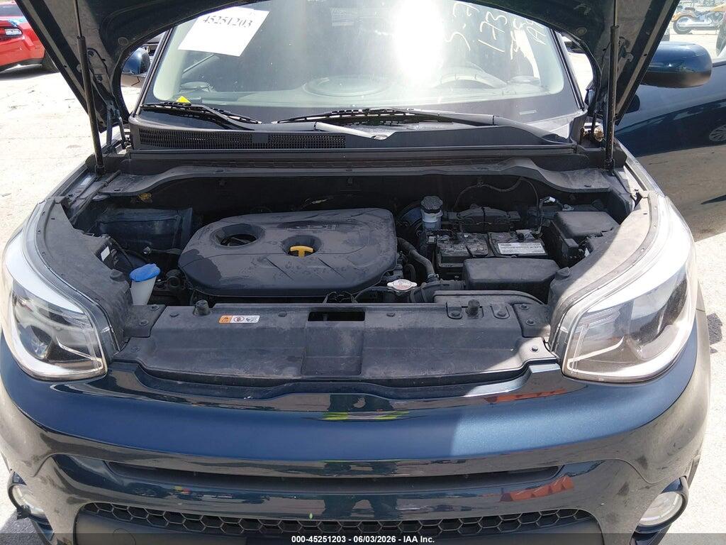 KNDJP3A58J7588380 2018 KIA SOUL photo no. 10