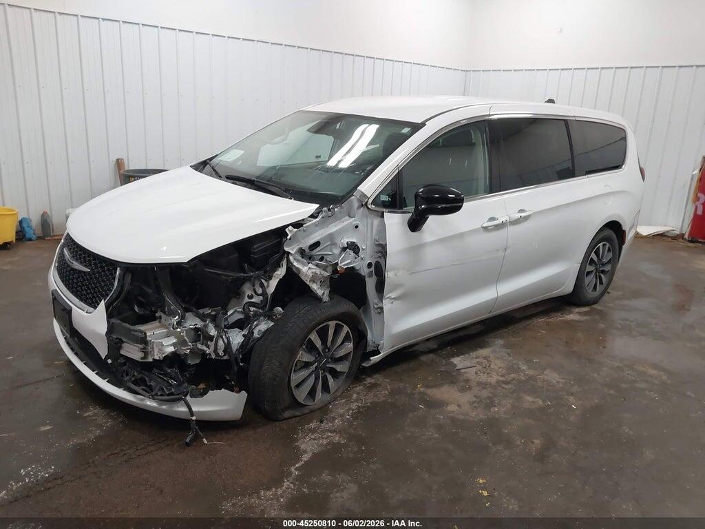 2C4RC1S71RR153469 2024 CHRYSLER PACIFICA HYBRID photo no. 2