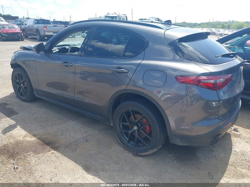 ZASPAKAN0K7C69084 2019 ALFA ROMEO STELVIO photo no. 3