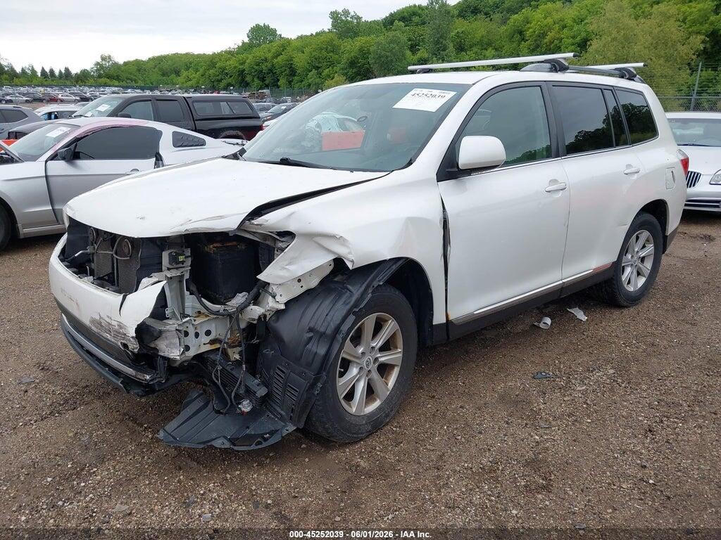 5TDBK3EH1BS063207 2011 TOYOTA HIGHLANDER photo no. 2