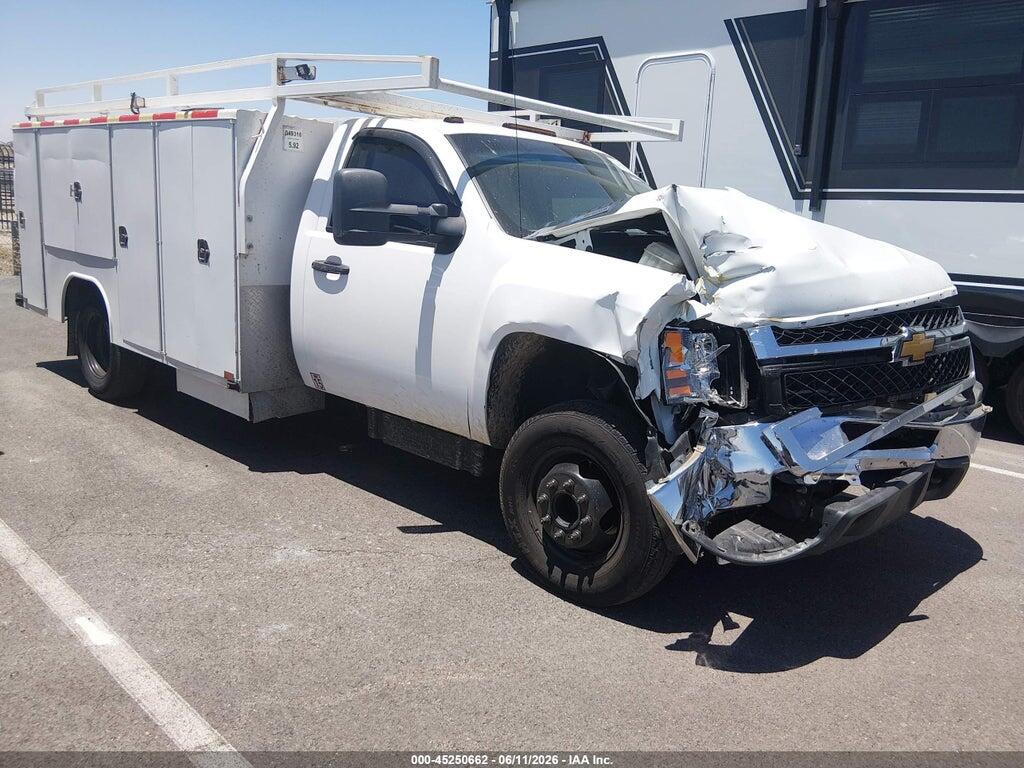 1GB3CZC86DF162328 2013 CHEVROLET SILVERADO 3500HD CHASSIS photo no. 1
