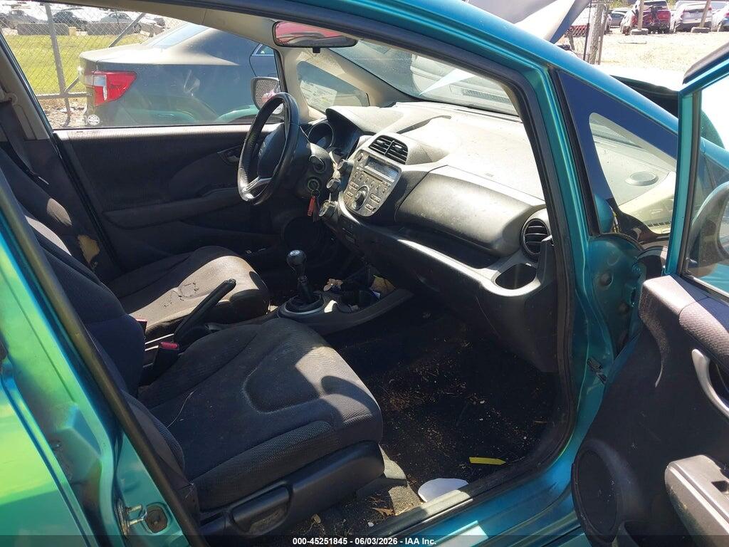 JHMGE8G51DC000950 2013 HONDA FIT photo no. 5