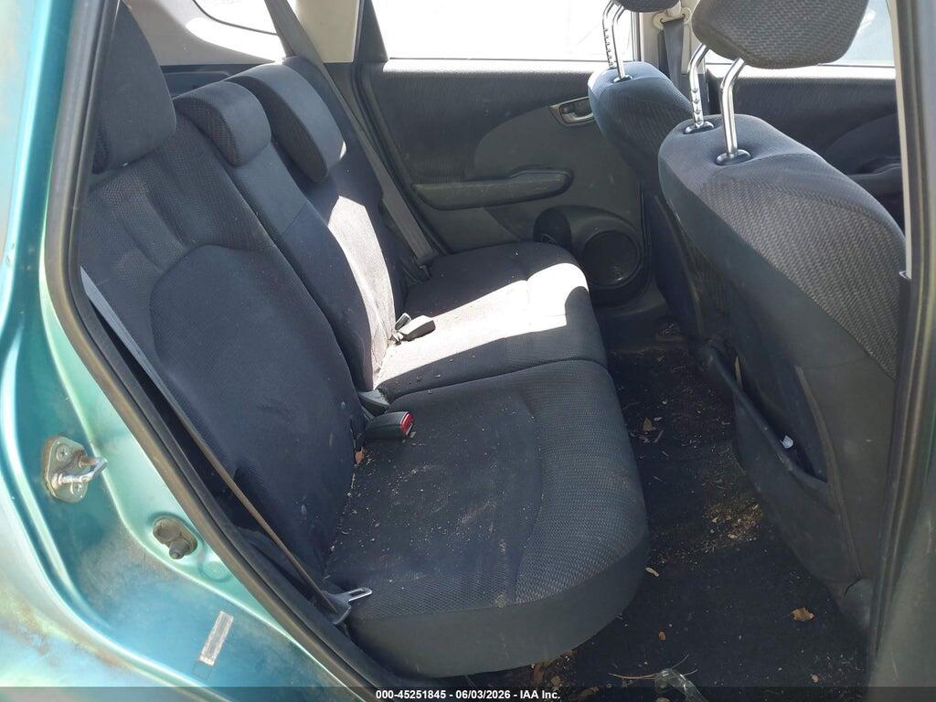 JHMGE8G51DC000950 2013 HONDA FIT photo no. 8