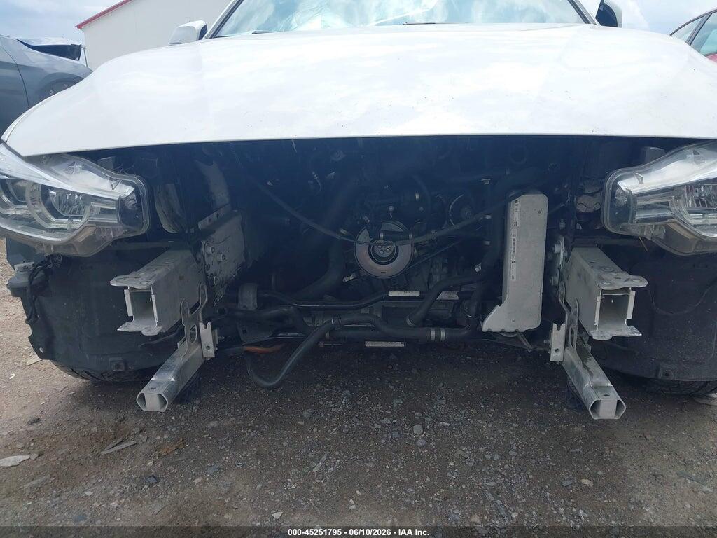 WBA8D9C52JEM34845 2018 BMW 330I photo no. 6