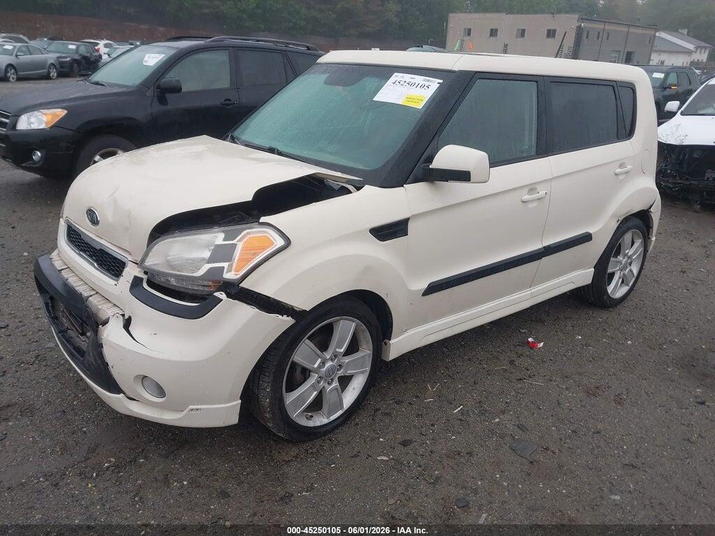 KNDJT2A2XB7713781 2011 KIA SOUL photo no. 2