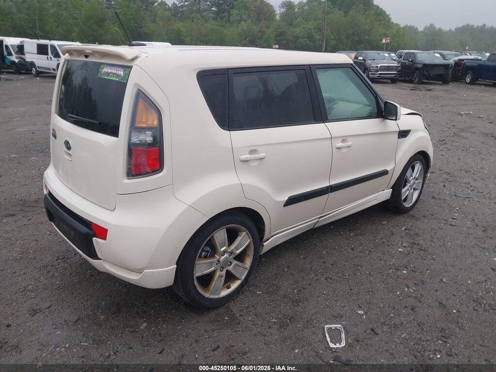 KNDJT2A2XB7713781 2011 KIA SOUL photo no. 4