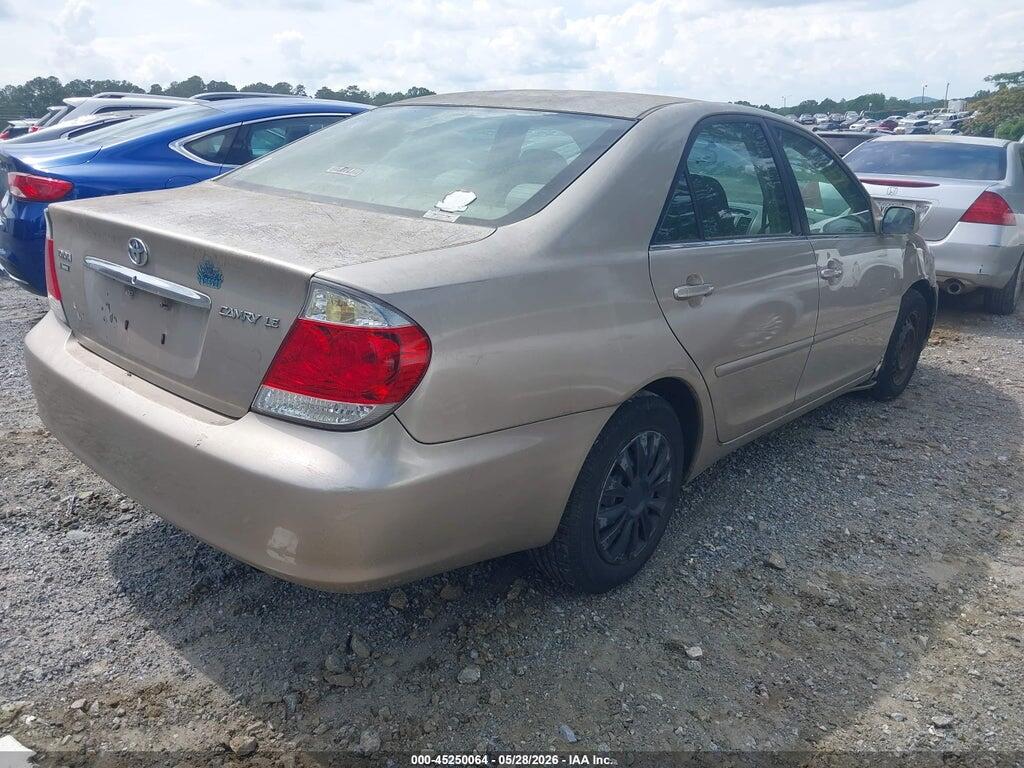4T1BE32KX5U403781 2005 TOYOTA CAMRY photo no. 4
