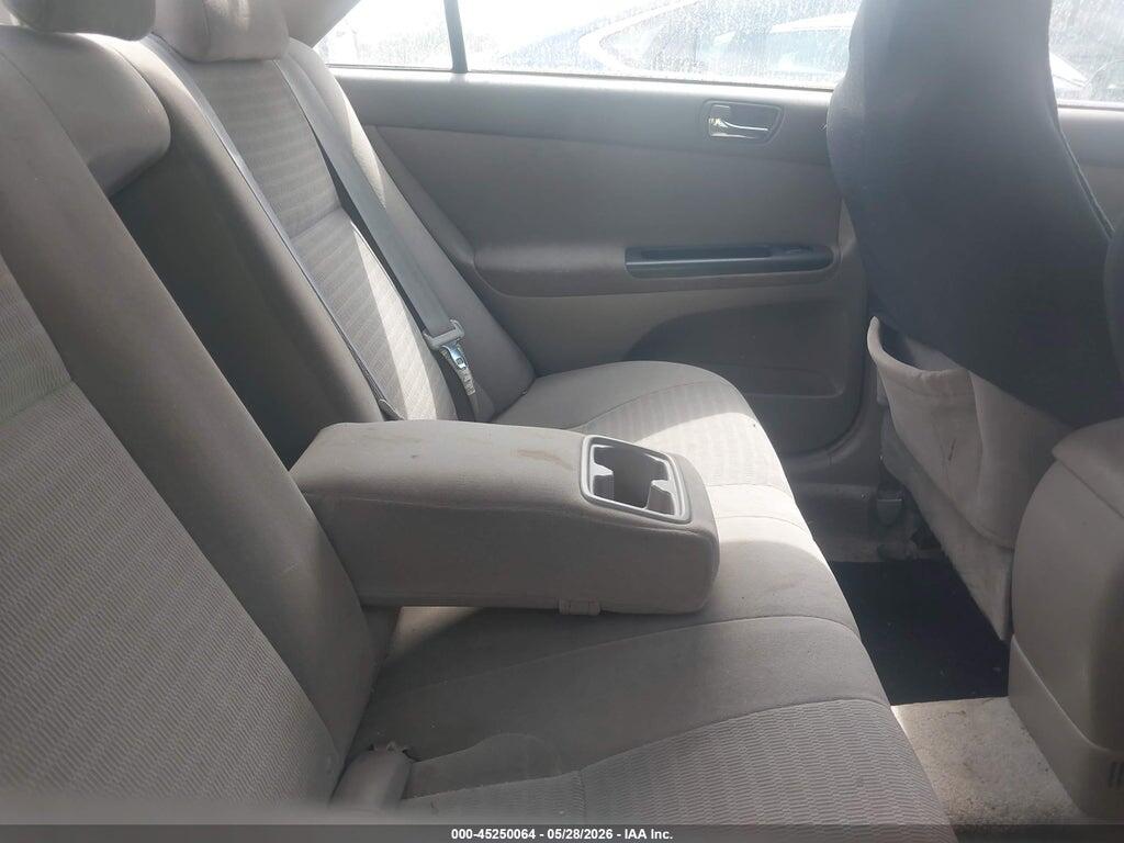 4T1BE32KX5U403781 2005 TOYOTA CAMRY photo no. 8