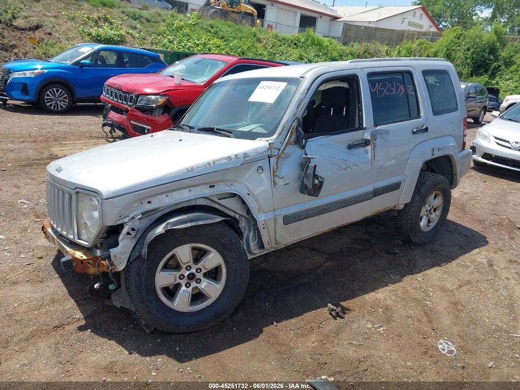 1J4PN2GK5BW586501 2011 JEEP LIBERTY photo no. 2