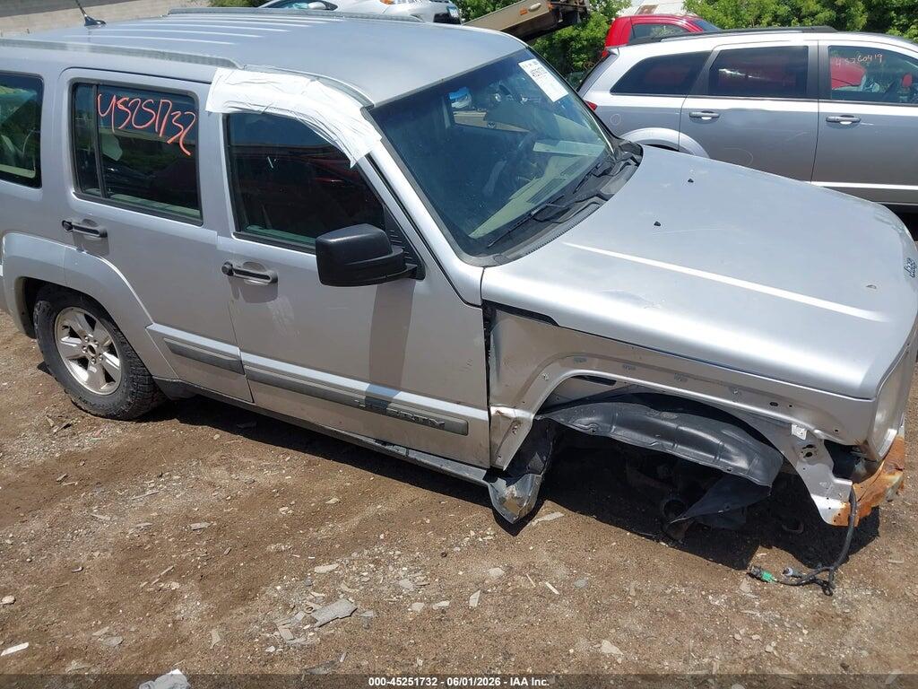 1J4PN2GK5BW586501 2011 JEEP LIBERTY photo no. 6