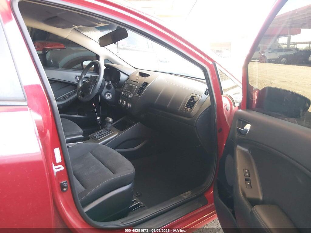 KNAFK4A65G5566549 2016 KIA FORTE photo no. 5