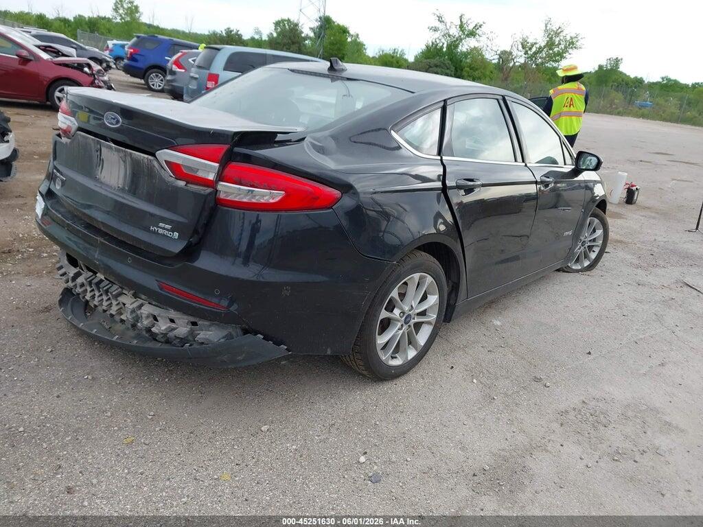 3FA6P0LU2KR218499 2019 FORD FUSION HYBRID photo no. 4