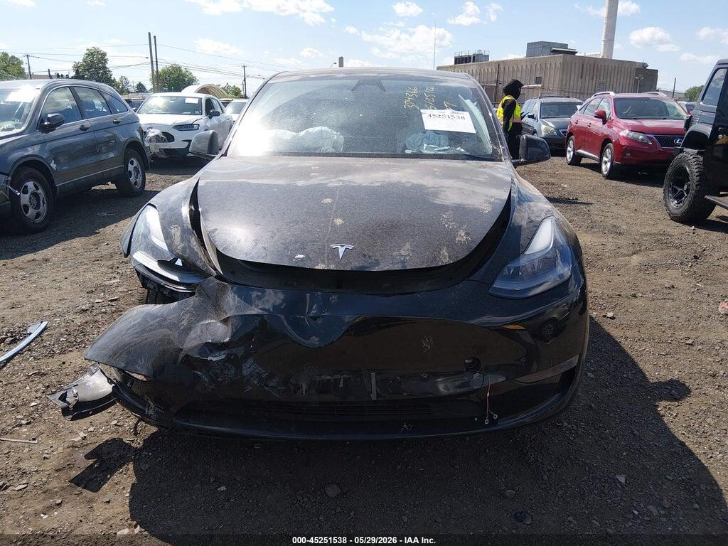 7SAYGDEEXSF297232 2025 TESLA MODEL Y photo no. 11
