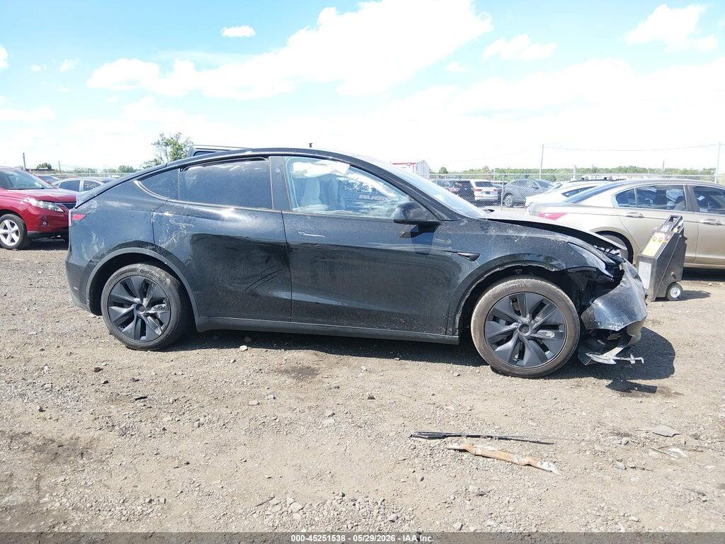 7SAYGDEEXSF297232 2025 TESLA MODEL Y photo no. 12