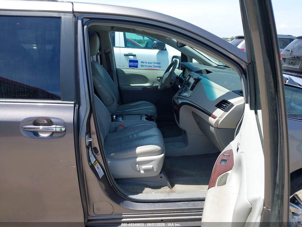 5TDDK3DC1CS037707 2012 TOYOTA SIENNA photo no. 5