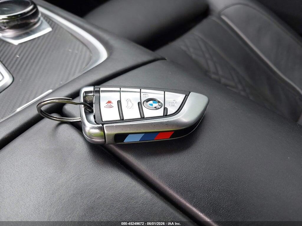 WBA7F2C5XKB239320 2019 BMW 750I photo no. 11