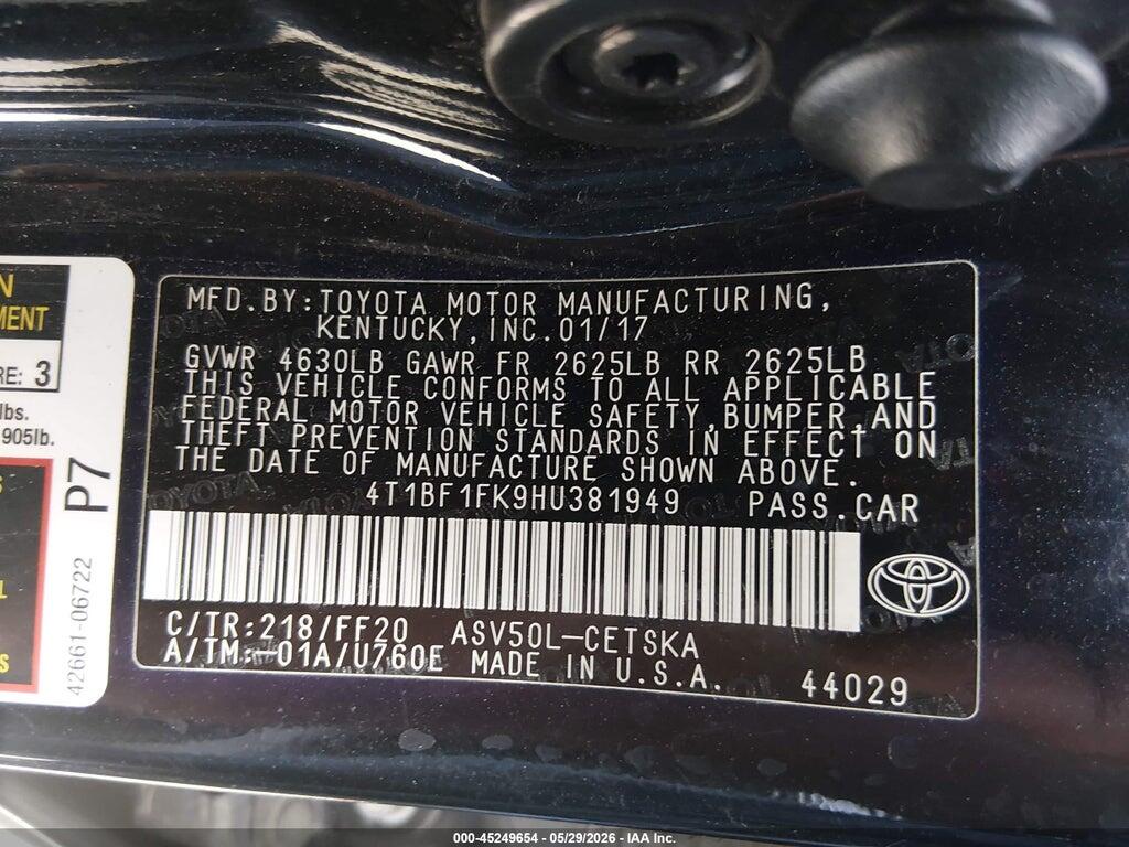 4T1BF1FK9HU381949 2017 TOYOTA CAMRY photo no. 9