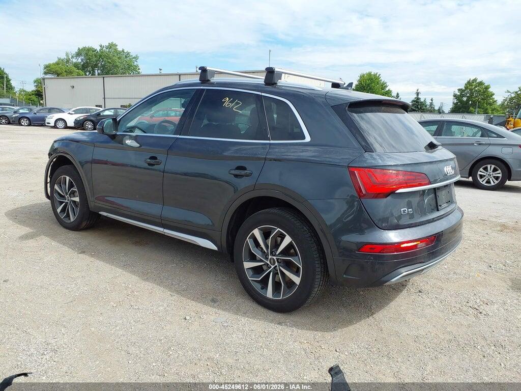 WA1BAAFY7M2079938 2021 AUDI Q5 photo no. 3