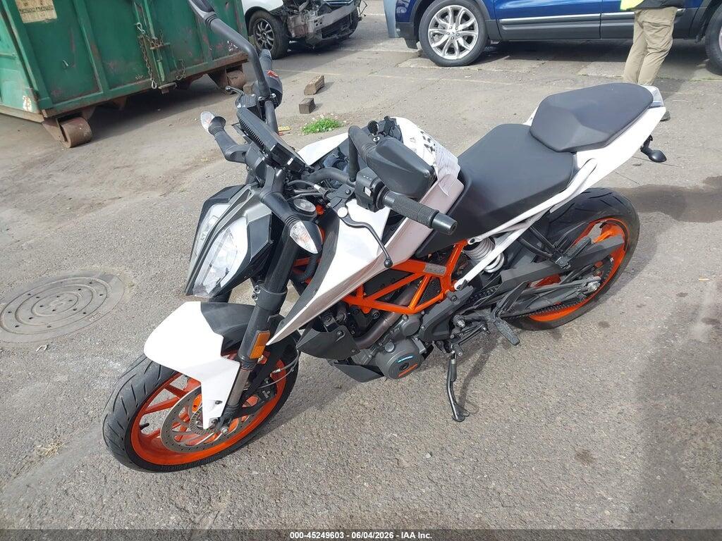 MD2JPJ402LC268979 2020 KTM 390 photo no. 2