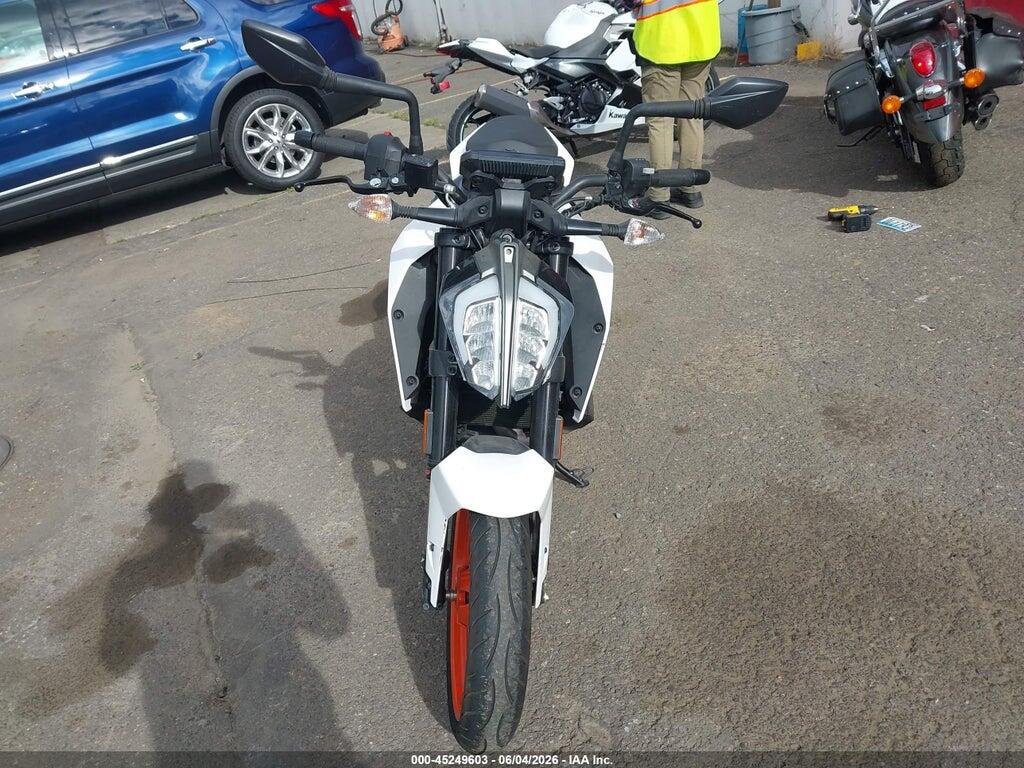 MD2JPJ402LC268979 2020 KTM 390 photo no. 5