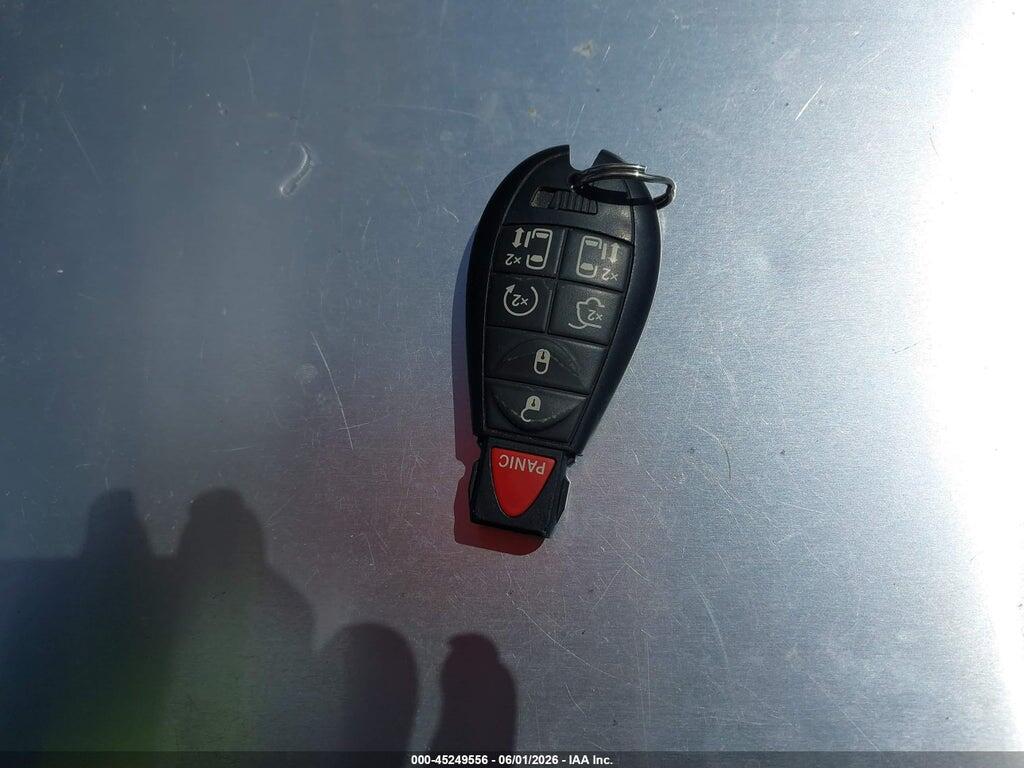 2C4RC1BG5ER348601 2014 CHRYSLER TOWN & COUNTRY photo no. 11