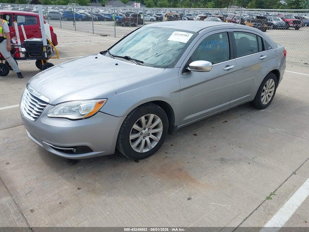 1C3CCBCG1EN150304 2014 CHRYSLER 200 photo no. 2