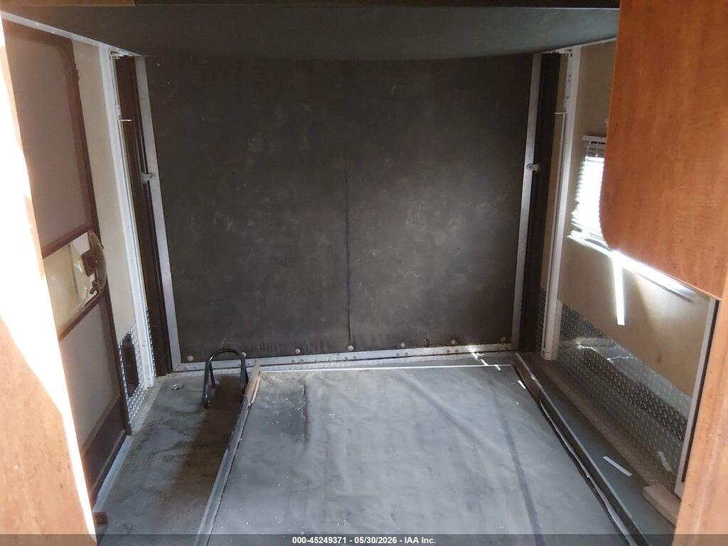 4X4TXLC29EF157418 2014 FOREST RIVER HYPER LITE XLT27HFS TOY HAULER TRAVEL TRAILER photo no. 8