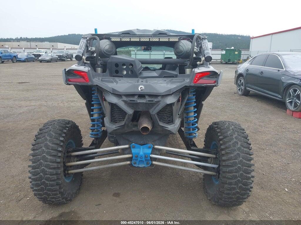 3JBVNAW47JK000226 2018 CAN-AM MAVERICK X3 MAX photo no. 6