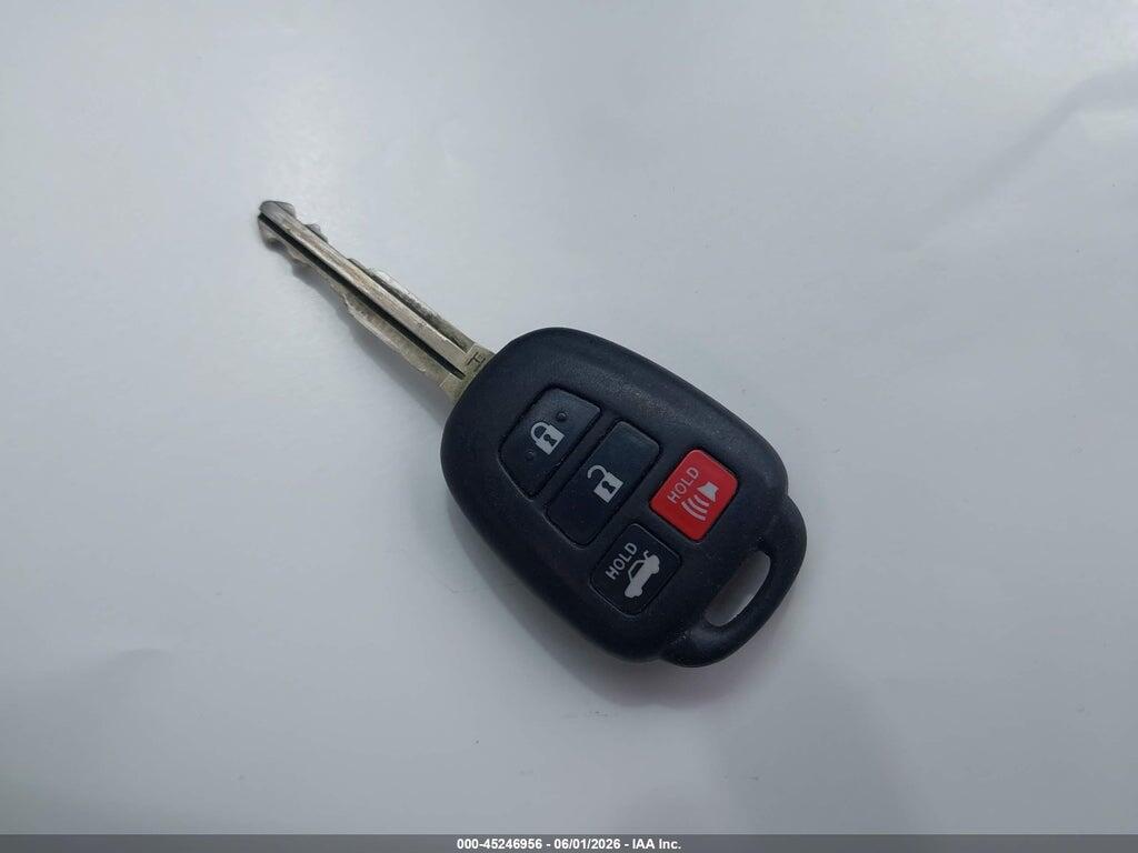 2T1BURHE4GC743858 2016 TOYOTA COROLLA photo no. 11